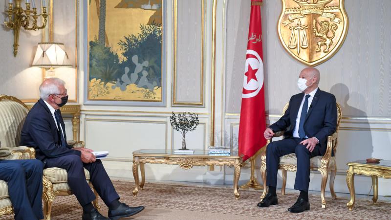 الرئيس التونسي مصرّ على مواصلة التدابير الاستثنائية 