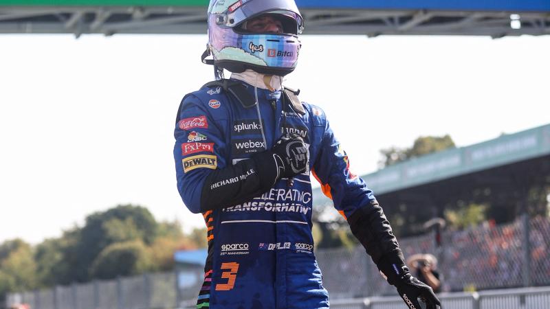 الأسترالي دانييل ريكاردو يفوز بسباق جائزة إيطاليا الكبرى ببطولة العالم لسباقات فورمولا 1 (مواقع التواصل)