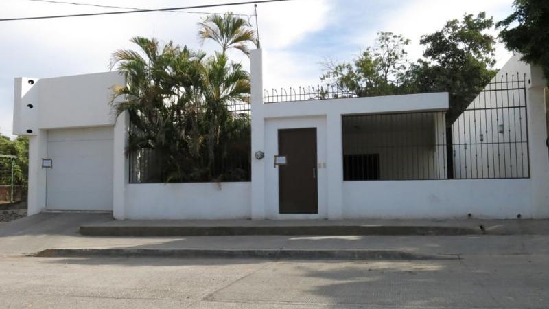 المنزل الذي كان يختبئ فيه "إمبراطور المخدرات" المكسيكي "إل تشابو"(تويتر)