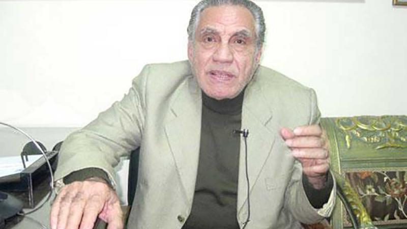 تولى فرحات رئاسة الجمعية المصرية للكاريكاتير في يونيو 2015 وحتى وفاته (مواقع التواصل)
