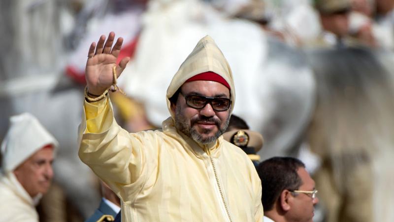 دعا ملك المغرب محمد السادس في نهاية يوليو تبون إلى "تغليب منطق الحكمة" و"العمل سويًا على تطوير العلاقات الأخوية" (غيتي)