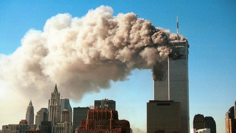 تدمير مبنى التجارة العالمي خلال أحداث 11 سبتمبر