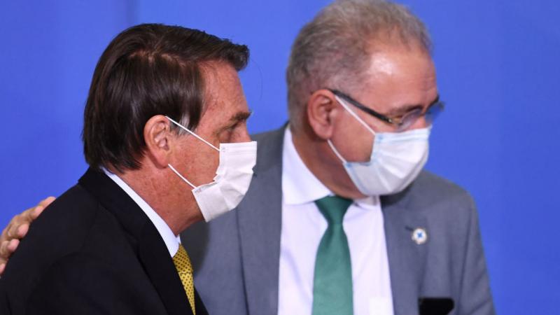 وزير الصحة البرازيلي شارك الرئيس بولسونارو اجتماعاته في نيويورك (غيتي)