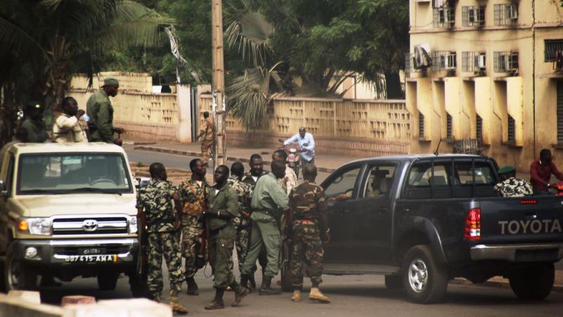 أعلن جيش مالي عن هجوم من "إرهابيين" على قافلة كانت متوجهة إلى منجم ذهب في المنطقة الممتدة بين بلدتي سيبابوجو وكوالا