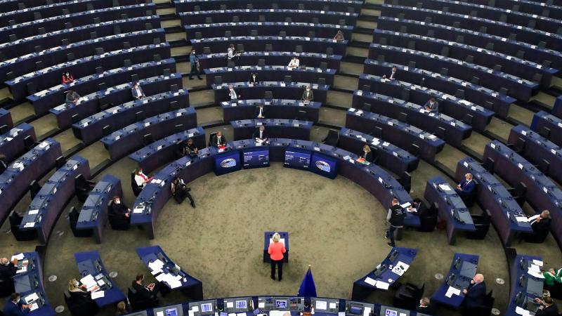 البرلمان الأوروبي يحث الزعماء اللبنانيين على الالتزام بوعودهم (غيتي)