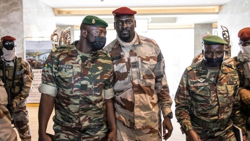 قائد الانقلاب العسكري في غينيا الكولونيل مامادي دومبويا 