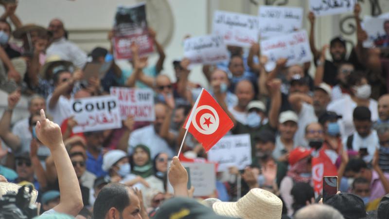 شهدت تونس تظاهرات رافضة لإجراءات الرئيس قيس سعيّد في 18 سبتمبر الماضي (غيتي)