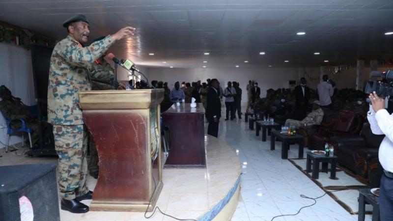 أعلنت القوات المسلحة اعتقال 21 ضابطًا وعدد من الجنود على خلفية المحاولة الانقلابية (غيتي)