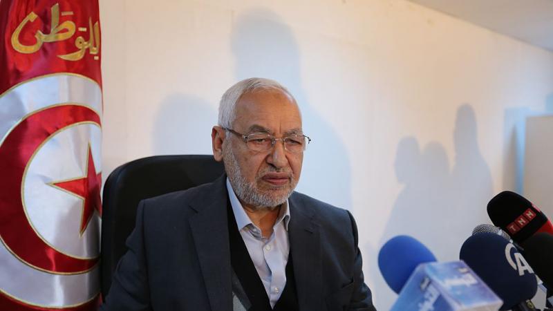 الغنوشي، أحد أبرز قادة "جبهة الخلاص" المعارضة الرافضة لإجراءات استثنائية بدأ الرئيس قيس سعيد