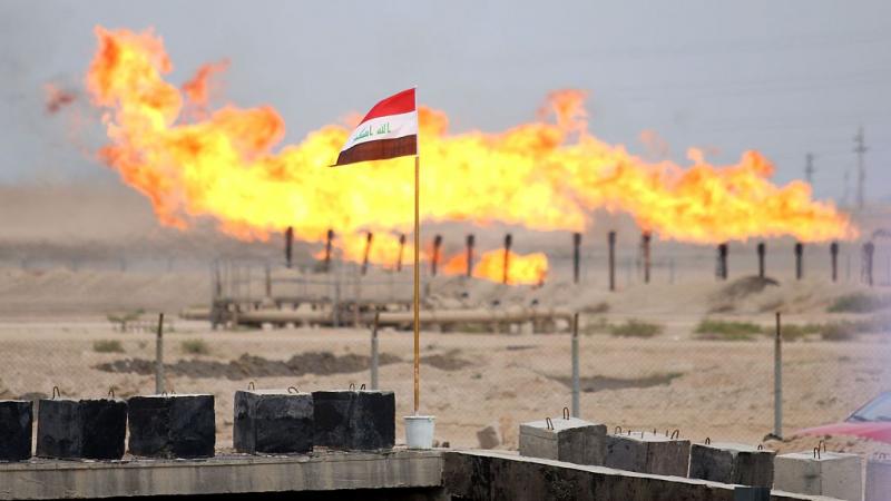 يعتمد العراق على جارته إيران التي يؤمن منها ثلث احتياجاته من الغاز والكهرباء