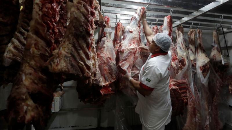 تشتري الصين وهونغ كونغ ما يزيد على نصف صادرات لحوم البقر من البرازيل