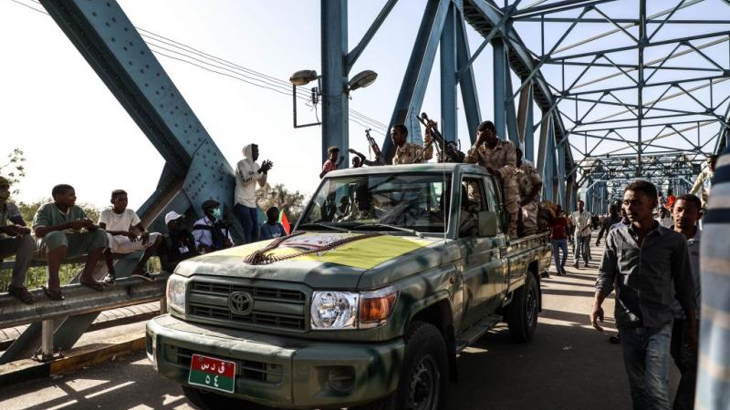 كان الجيش السوداني قد نفى في 12 سبتمبر الجاري وجود أي محاولة انقلابية في البلاد (غيتي)