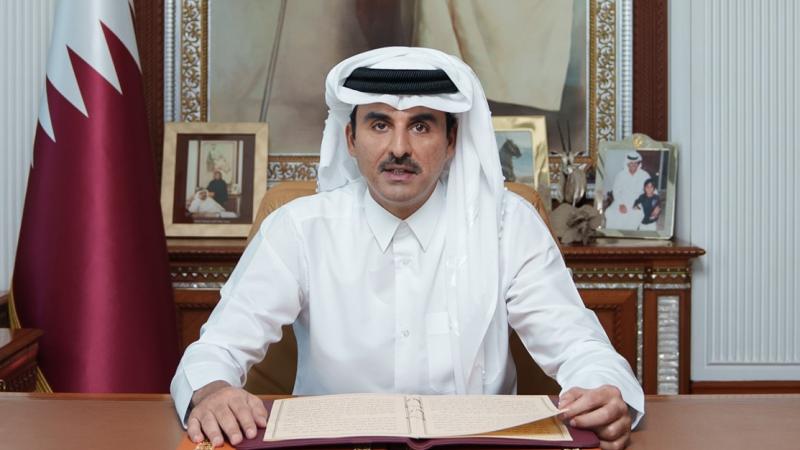 اعتبر أمير قطر أن العزلة والحصار يؤديان إلى استقطاب المواقف وردود الأفعال الحادة، أما الحوار والتعاون فيمكن أن يقودا إلى الاعتدال والتسويات البناءة (قنا)