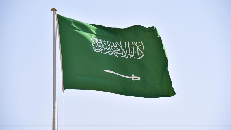 أكدت السعودية حرصها على المواطنين اللبنانيين المقيمين في المملكة