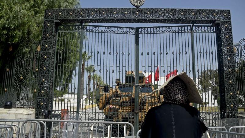 تعزيزات قرب البرلمان التونسي