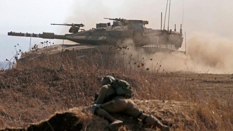 تحاكي المناورات "حربًا متعددة الجبهات واضطرابات داخلية في المناطق العربية" بحسب الجيش الإسرائيلي (غيتي)