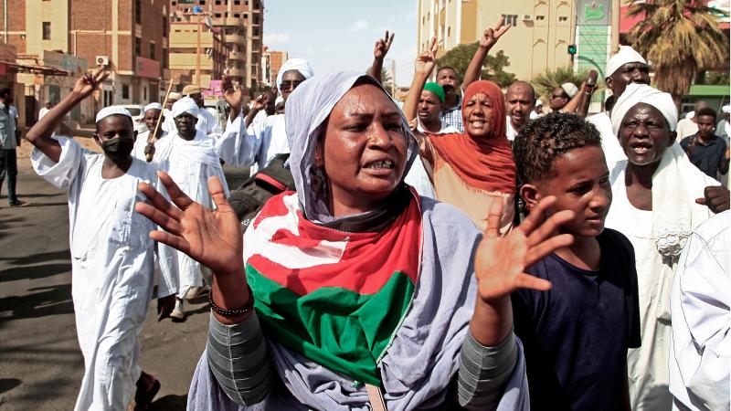 تجمع المهنيين السودانيين يطالب بحل المجلس العسكري وقوات الدعم السريع (غيتي)