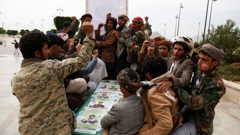 كشفت مصادر عسكرية يمنية موالية للحكومة عن مقتل 17 من القوات الحكومية في اليومين الأخيرين (غيتي)