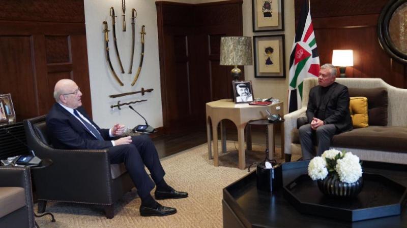 الملك الأردني عبد الله الثاني ورئيس الحكومة اللبناني نجيب ميقاتي بحثا في الأزمات التي تشهدها المنطقة ومساعي التوصل إلى حلول سياسية لها 