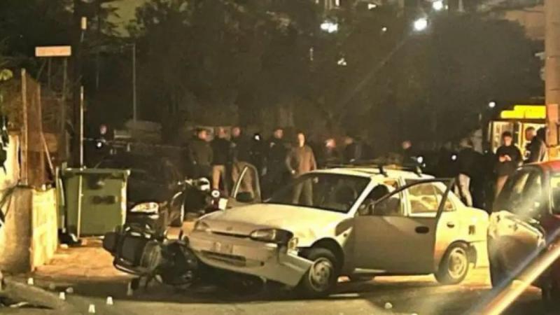 الشرطة اليونانية تفتح النار على سيارة وتقتل السائق (تويتر)