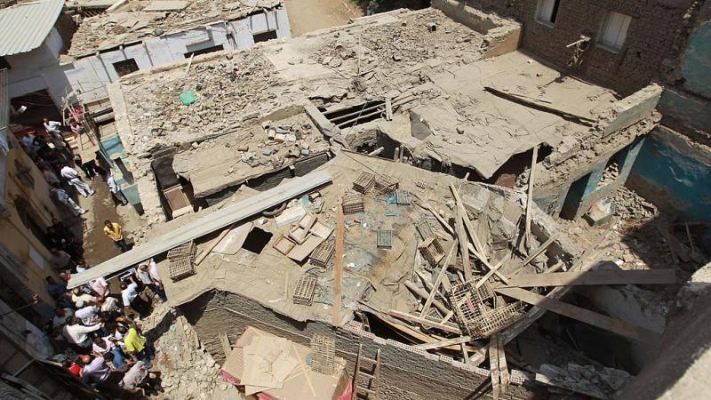 تشهد مصر انهيارات متكرّرة للعقارات (أرشيف-غيتي)