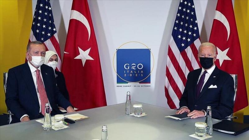 من لقاء الرئيس التركي رجب طيب أردوغان ونظيره الأميركي جو بايدن في روما (الأناضول)