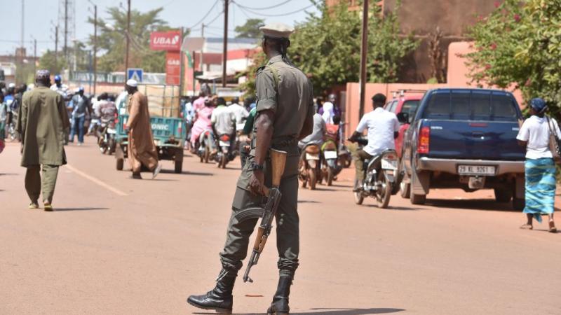 أكّدت القوات المسلحة في بوركينا فاسو أن مفرزة من قوات الأمن تعرضت لهجوم "إرهابي" (غيتي)