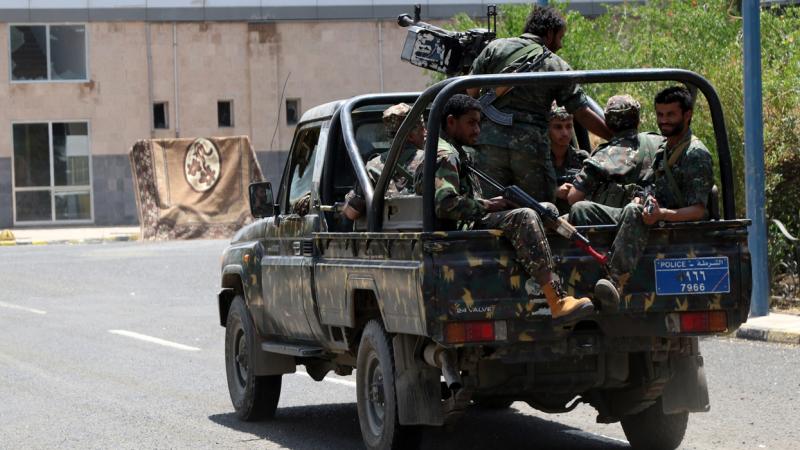 قوات حوثية في الحديدة (غيتي-أرشيف)