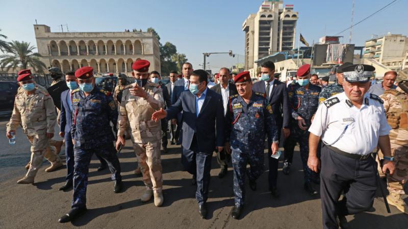 أعلن مستشار الأمن القومي العراقي عن اعتقال مسؤولينِ في لجنة التحقيق في محاولة اغتيال رئيس الحكومة مصطفى الكاظمي (غيتي) 