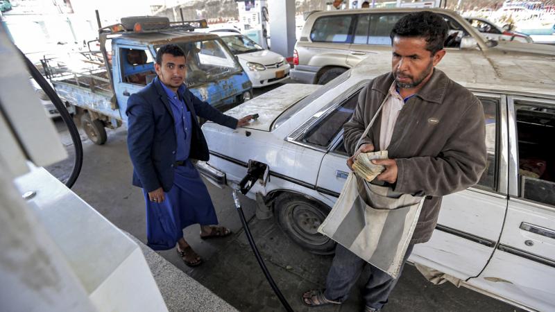 شركة النفط الحكومية ترفع أسعار وقود السيارات للمرة الثانية خلال أقل من شهر (غيتي)
