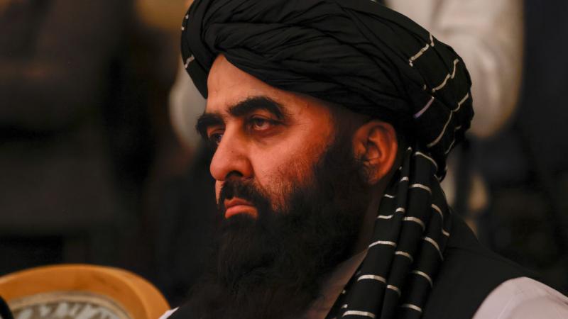 تأتي زيارة وزير خارجية أفغستان إلى باكستان في وقت تسعى فيه طالبان لنيل الاعتراف الدولي بحكومتها (أرشيف-غيتي)