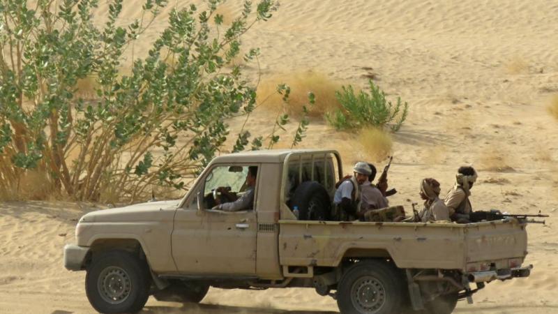 أعلن التحالف بقيادة السعودية في اليمن مقتل 126 حوثيًا في غارة استهدفت محيط محافظة مأرب (غيتي)