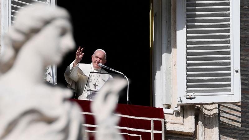 البابا فرنسيس يتابع "بقلق" الأخبار التي تصل من منطقة القرن الإفريقي (غيتي)