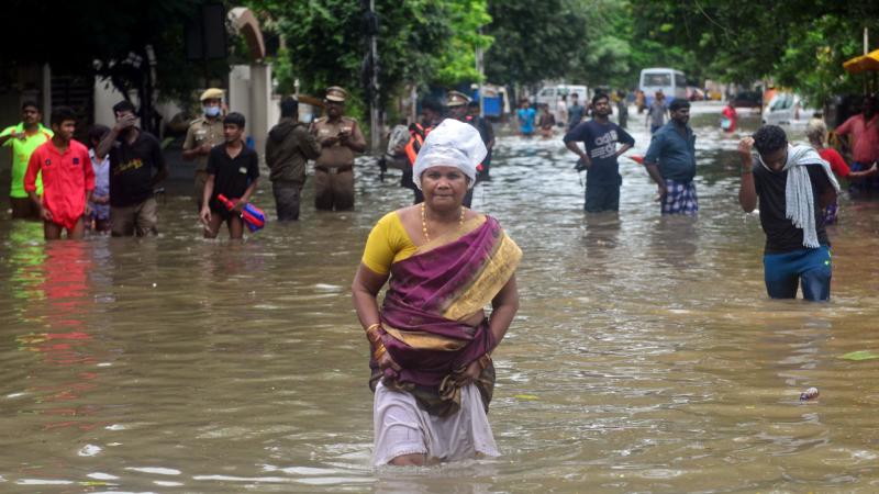 الفيضانات تشل الحركة في أكبر مدينة في ولاية تاميل نادو الجنوبية (غيتي)