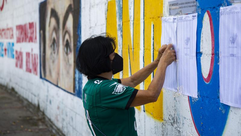 شاركت المعارضة الفنزويلية المنقسمة للمرة الأولى في اقتراع منذ 2017 (غيتي)