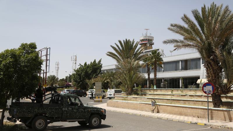 التحالف: مطار صنعاء بات قاعدة عسكرية لخبراء الحرس الثوري الإيراني (أرشيف - غيتي)