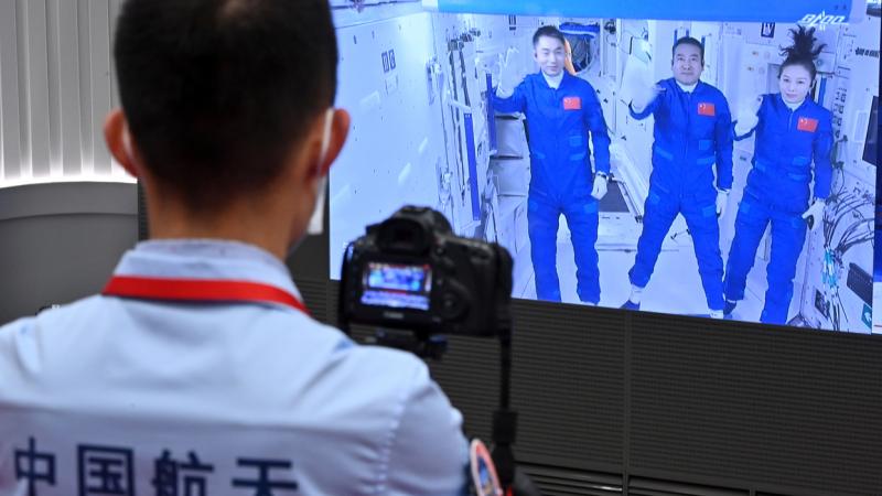 الوكالة الصينية للرحلات الفضائية المأهولة تعلن "نجاح" المهمة (غيتي)