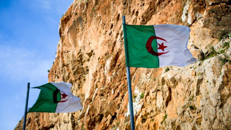 أعلنت الجزائر أن رفضها العودة إلى محادثات المائدة المستديرة هو رفض رسمي، وقد قطعت علاقاتها الدبلوماسية مع المغرب منذ آب/ أغسطس
