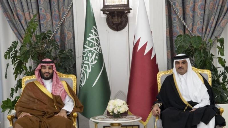 تأتي زيارة ولي العهد السعودي إلى الدوحة في سياق جولة يجريها لدول الخليج (قنا)