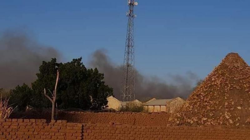تشهد مناطق عديدة في دارفور اقتتالًا دمويًا بين القبائل العربية والإفريقية ضمن صراعات على الأرض (مواقع التواصل)