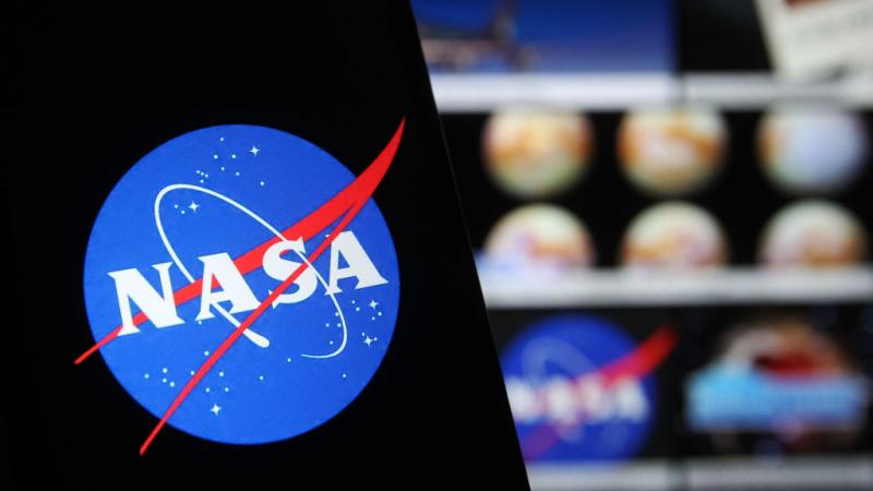 تهدف خطوة من "ناسا" إلى تمكين اقتصاد تجاري تقوده الولايات المتحدة في مدار الأرض المنخفض (غيتي)