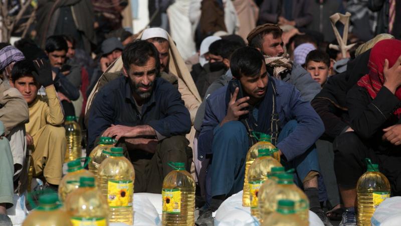 يرزح نحو  22 مليون من الشعب الأفغاني تحت "انعدام حاد في الأمن الغذائي" (غيتي)