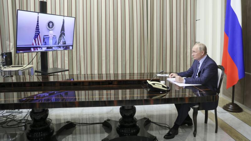 بدأت المحادثات بين بايدن وبوتين الساعة (15,07 ت غ) بحسب البيت الأبيض بتبادل مجاملات نقلها التلفزيون الروسي