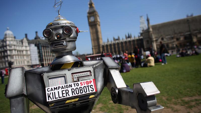 "الروبوتات القاتلة" أسلحة تتخذ القرارات معتمدة على الذكاء الصناعي 