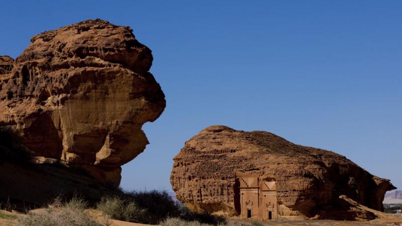 تُعتبَر منطقة الحِجْر المعروفة بمدائن صالح أول موقع سعودي تسجله اليونسكو في قائمة التراث العالمي (غيتي)