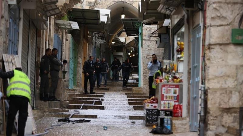 نفذت قوات الاحتلال حملات اقتحام وتفتيش واسعة في بيوت حي الشيخ جراح (الأناضول)