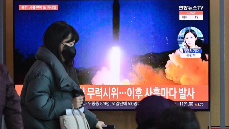 أطلقت كوريا الشمالية الصاروخين من مطار سونان (تويتر)