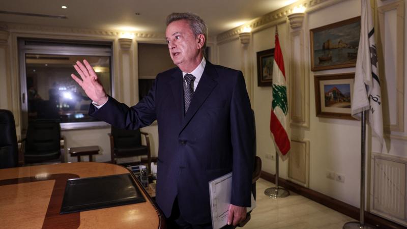 حاكم مصرف لبنان المركزي ينفي باستمرار التُهم التي تلاحقه (غيتي)