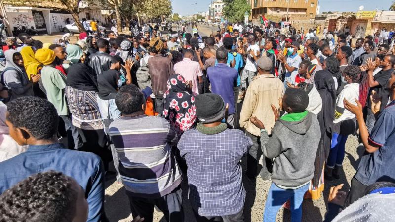 يشهد السودان منذ 25 أكتوبر الماضي احتجاجات ردًا على إجراءات استثنائية اتخذها قائد الجيش عبد الفتاح البرهان