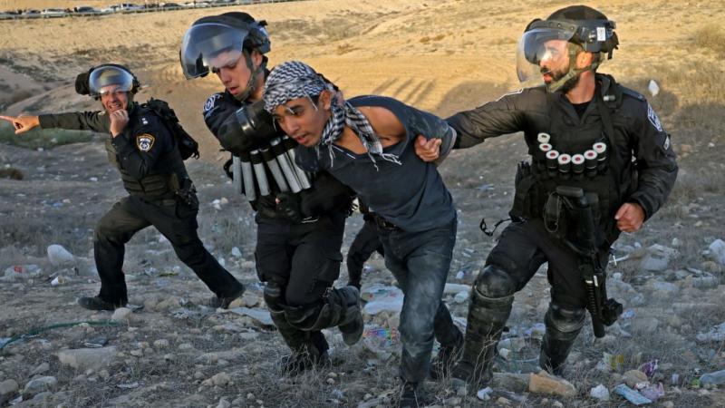 اعتقلت القوات الإسرائيلي 132 متظاهرًا فلسطينيًا في النقب خلال اليومين الماضيين